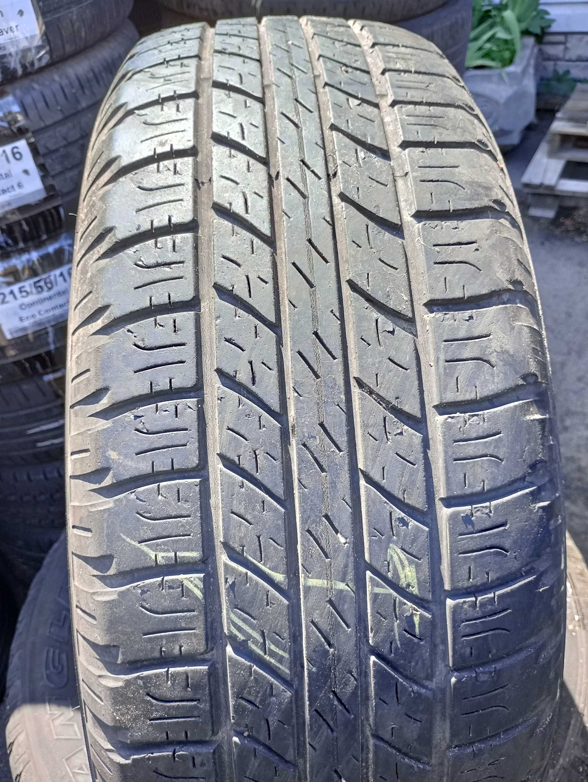 Резина GoodYear Wrangler 255/65/R17 всесезонка Комплект шини