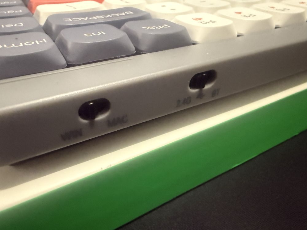 Teclado BW mini-75 | BT + Wireless + Cabo