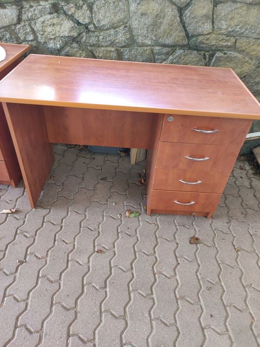 Biurko plus krzesło