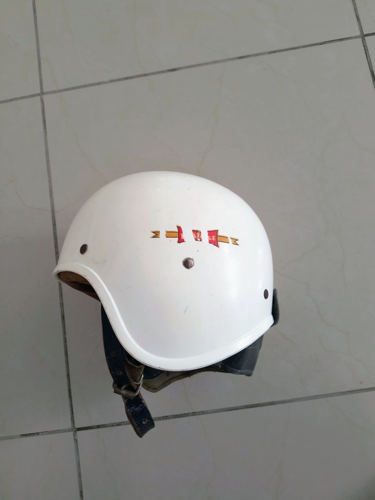 Stary kask orzeszek PRL