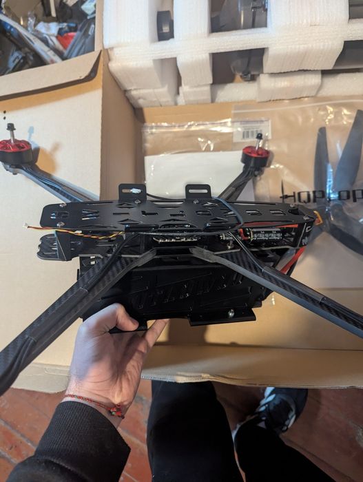 Терміново! Fpv дрон великий. 15 дюймів + батерея + оптоволокно