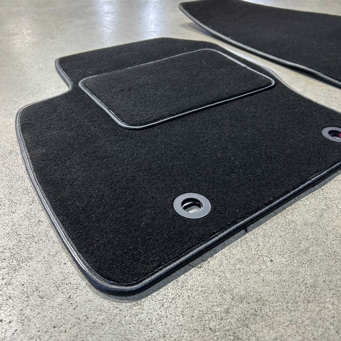 Tapetes Ford Focus 2004