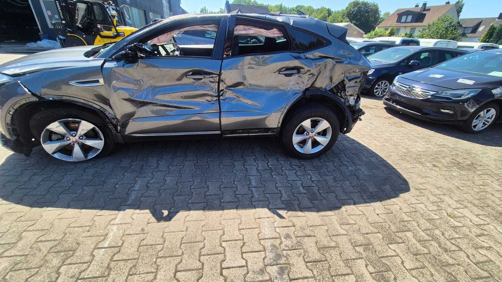 Jaguar E-Pace 4x4 03/2019r