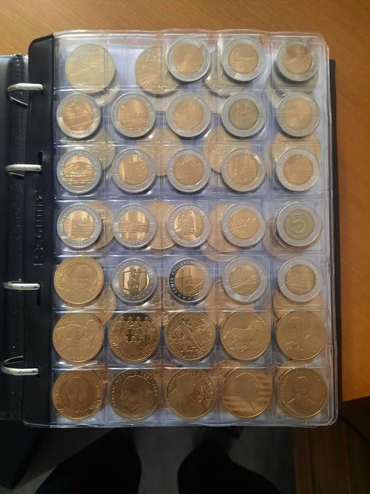 300 monet okolicznościowych z lat 1964 - 2025