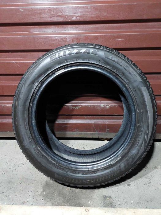 Шини 225 55 R17 Bridgestone Blizzak LM 80 evo