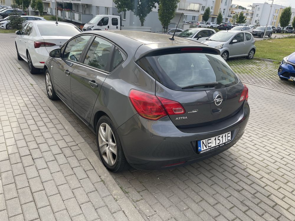 Opel Astra J 2012r. 1.6 Benz-Gaz LPG Klima OC PT