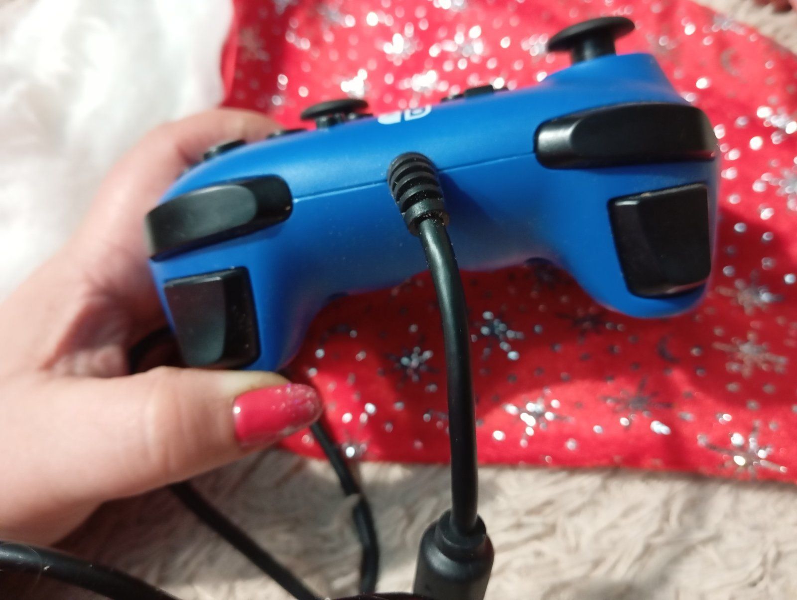 Продам джойстик Nintendo switch