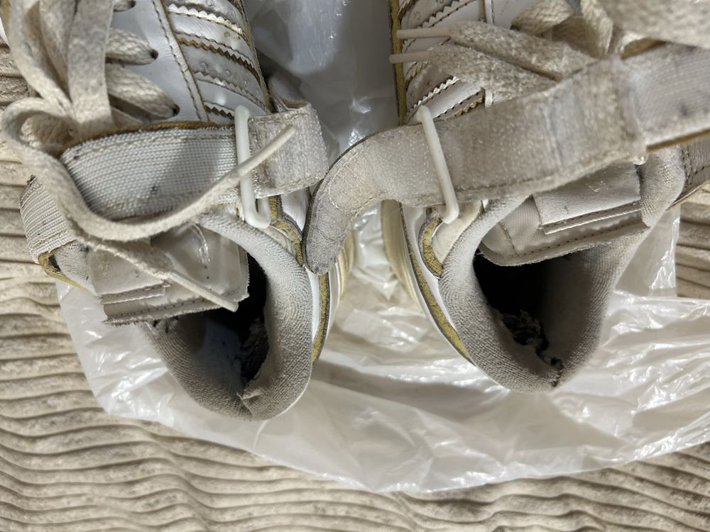 Adidas forum low
