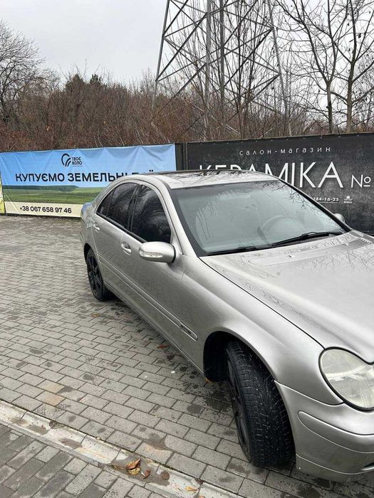 Mercedes-Benz C-Class 2002