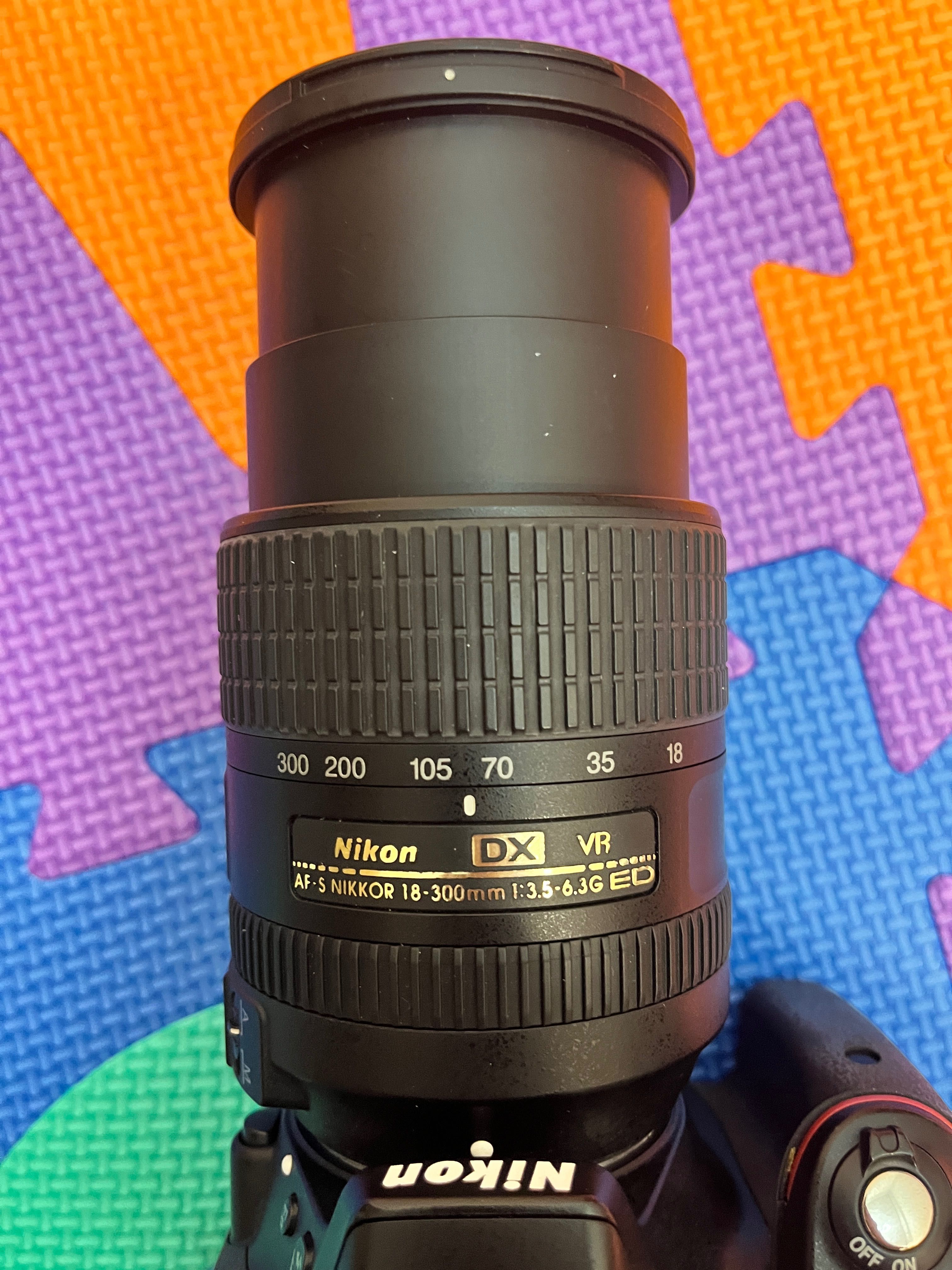 Nikon Lens AF-S DX NIKKOR 18-300mm f/3.5-6.3G ED VR - Não há Fungos