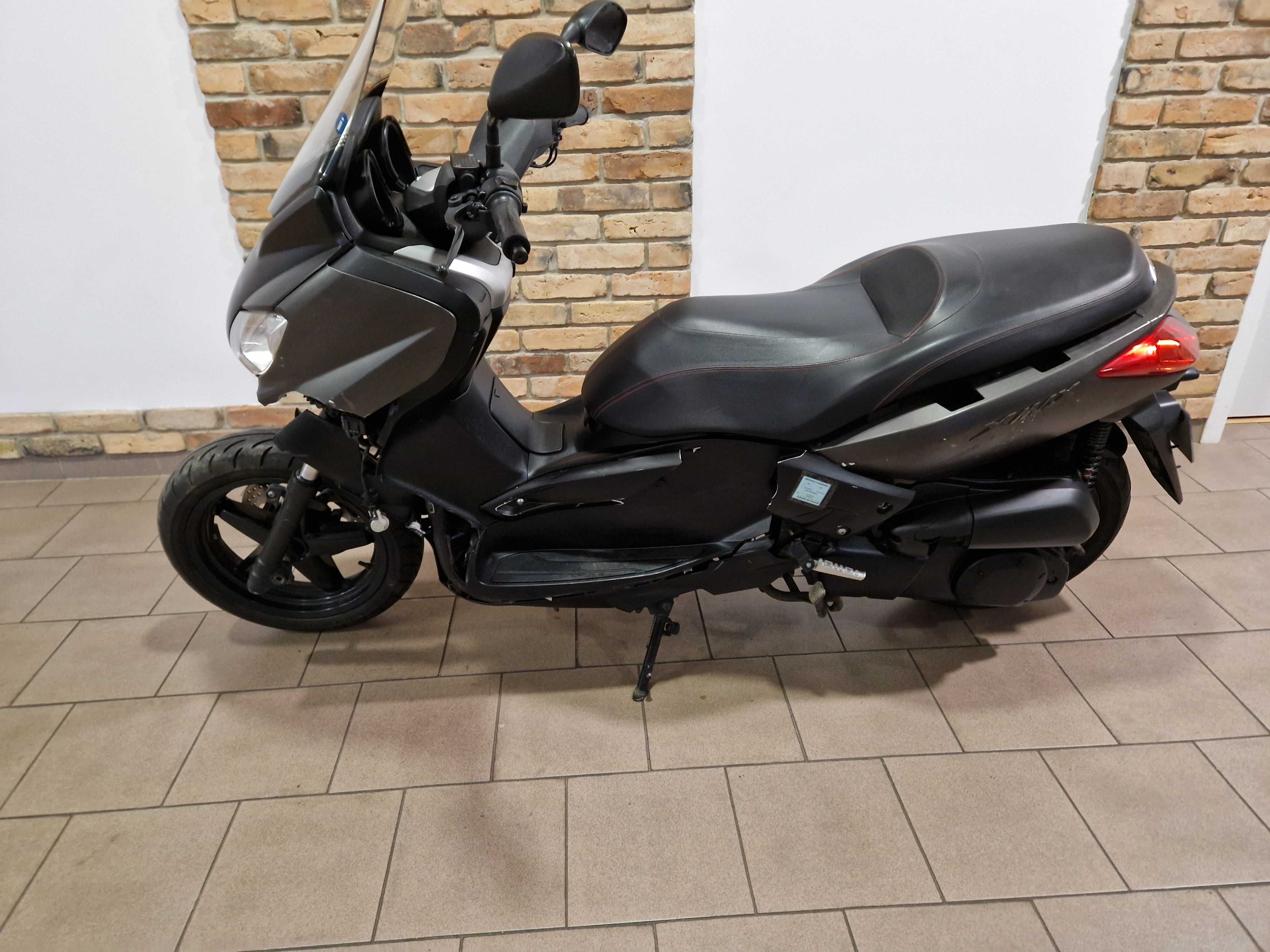 Yamaha x-max 250 Xmax 2012r