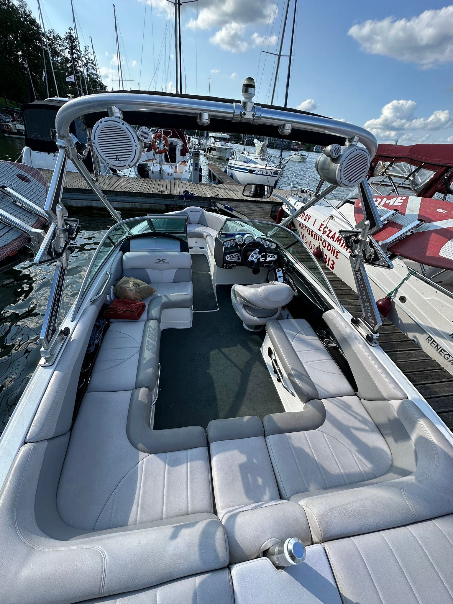 Łódź MasterCraft X30 - 6.0 MPI JL AUDIO Wakesurf Malibu motorówka