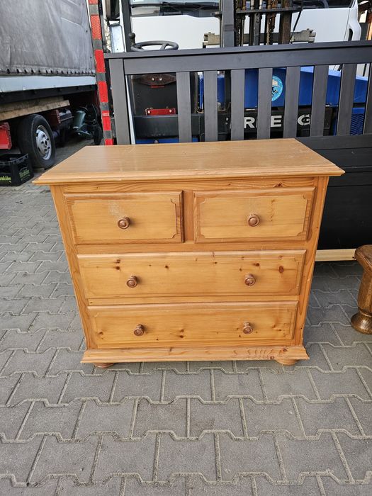 Solidna komoda sosnowa