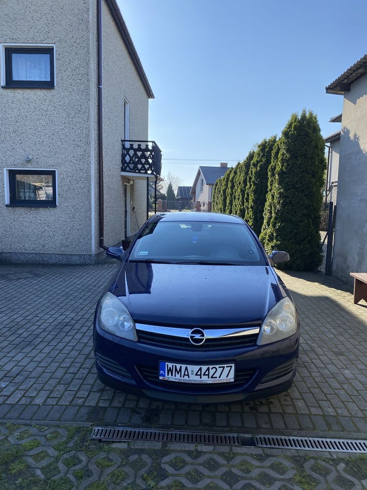 Opel Astra H GTC