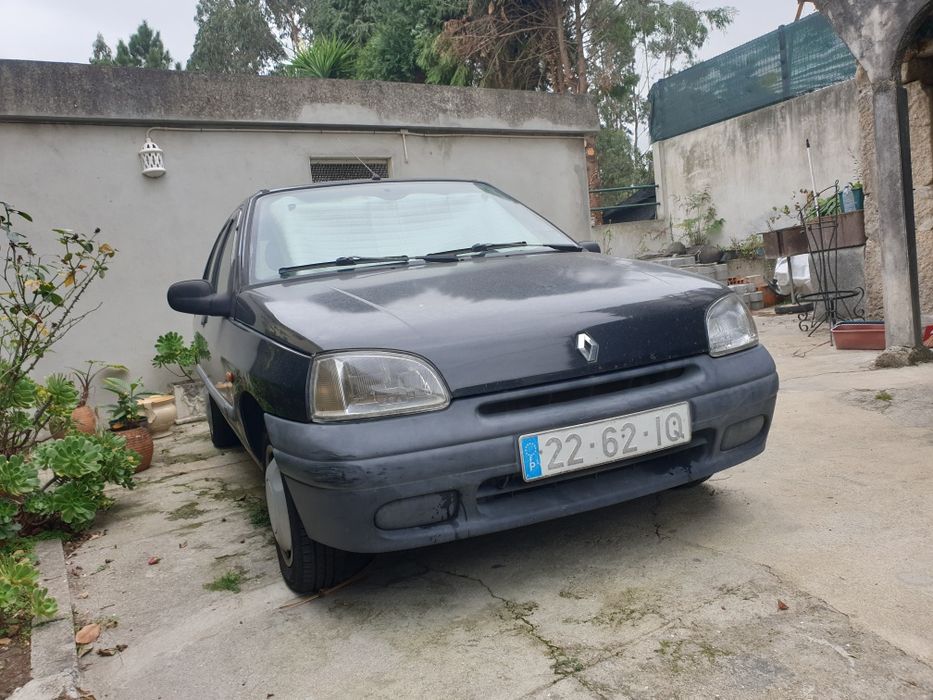 Renault Clio 1.0 Gasolina 1997 – Económico, Fiável e Inspeção em Dia