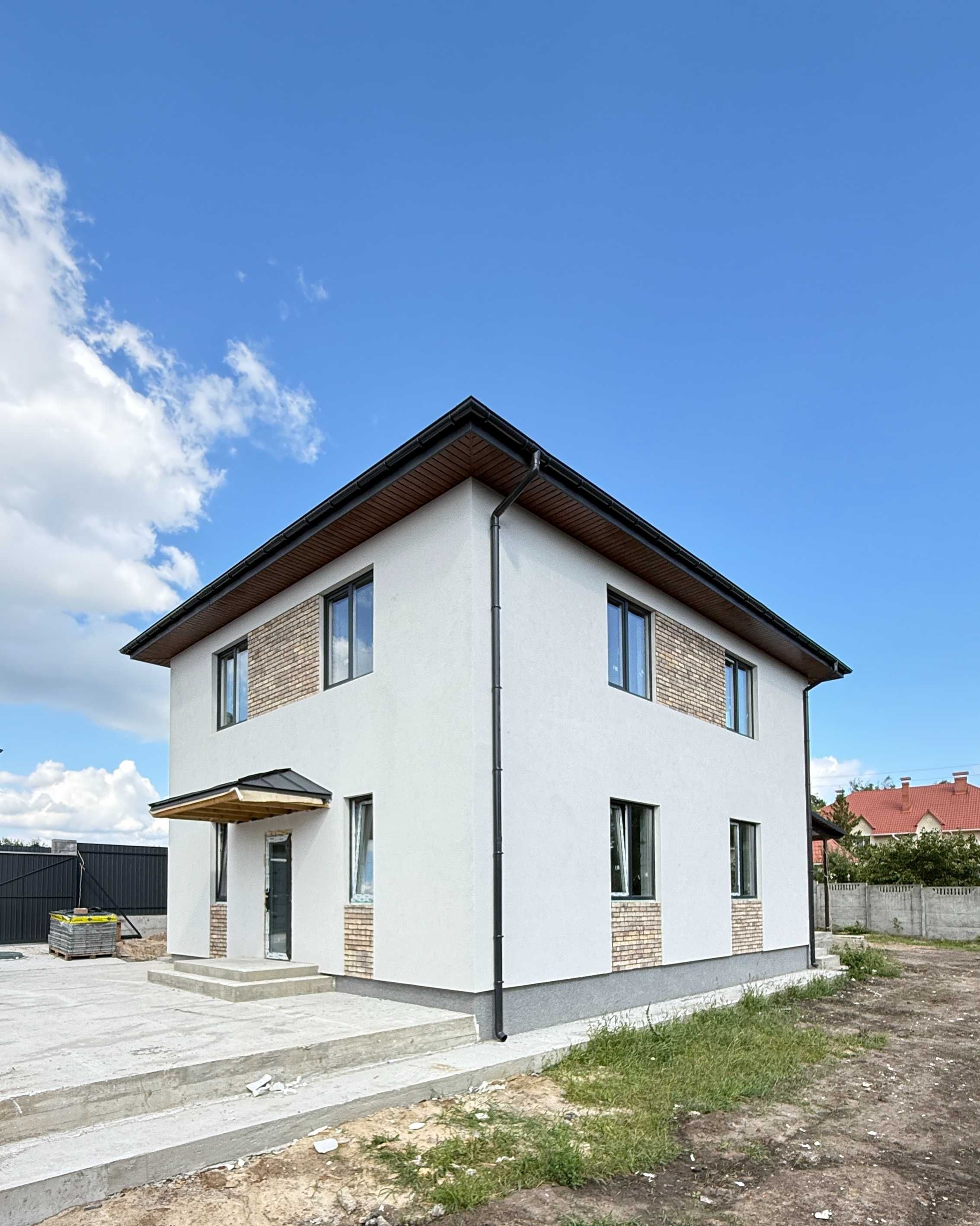 Продаж 2-пов. будинку 160м2 в с.Віта-Поштова, 9км. від Києва (9 соток)