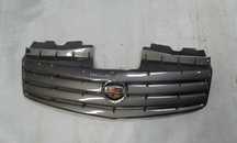 ATRAPA GRILL ZNACZEK CADILLAC CTS I