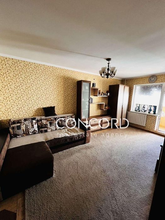 Метро Теремки. Продам 3к Академіка Заболотного вул., 46