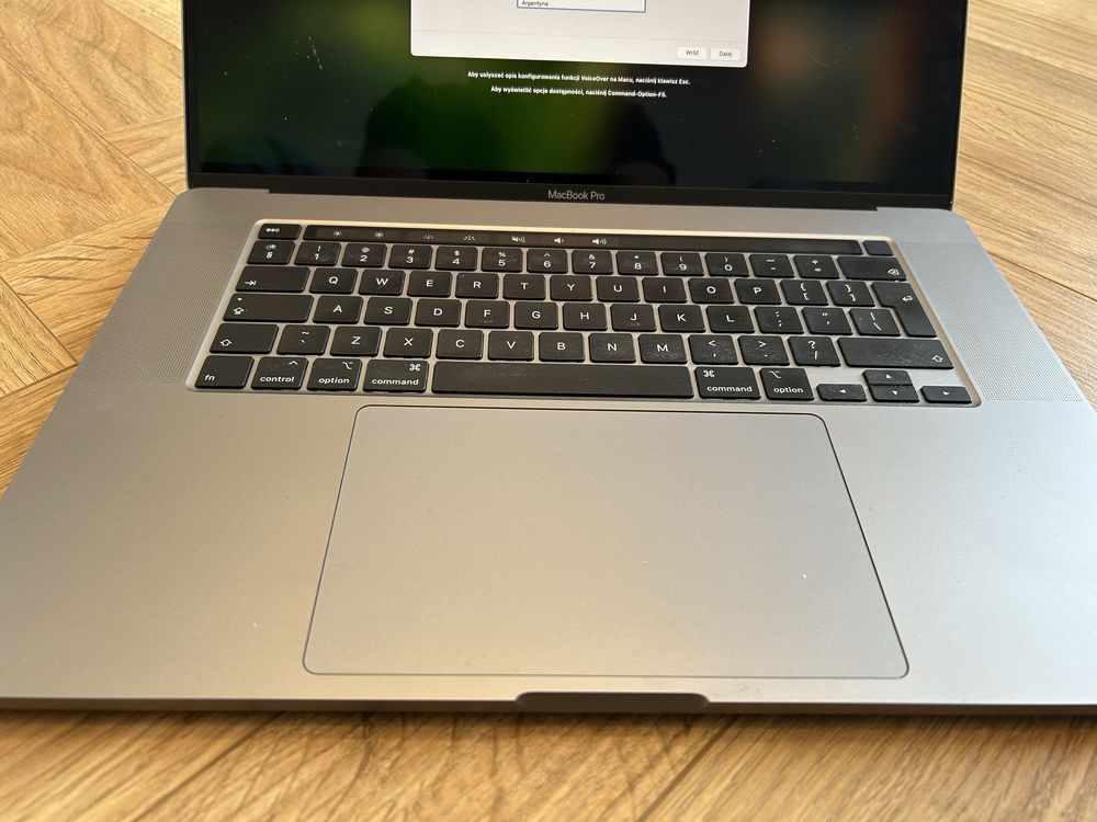 MacBook Pro 16 A21141