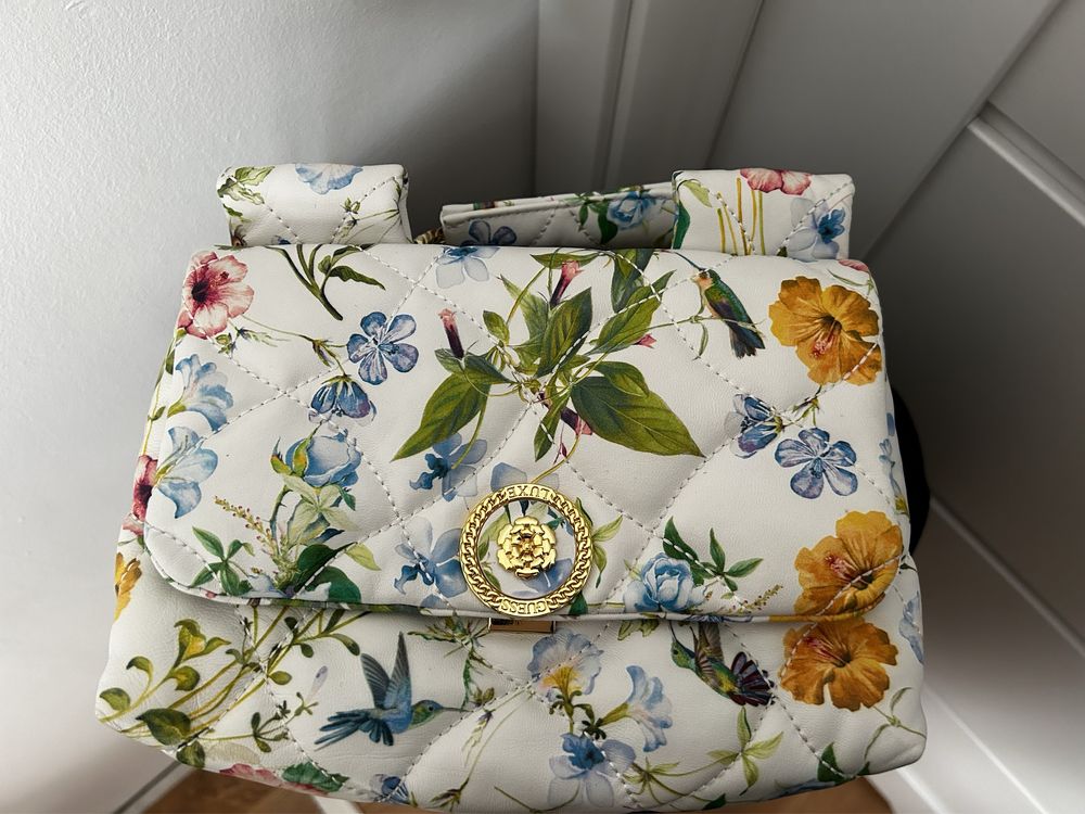 Torebka Guess Luxe