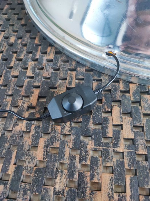 Mesa estilo Industrial - Peça Única e Original.