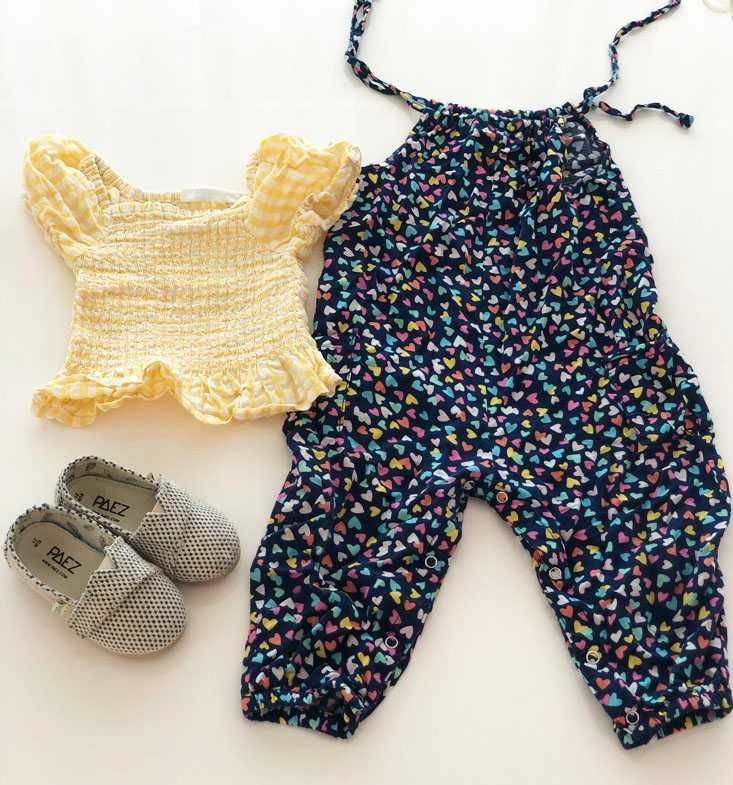 Roupa y zapatos de menina 9-12m. Cada peça 5 euros.  Tudo por 65 euros