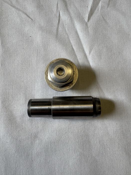 Napinacz rozrządu husqvarna 701 ktm 690