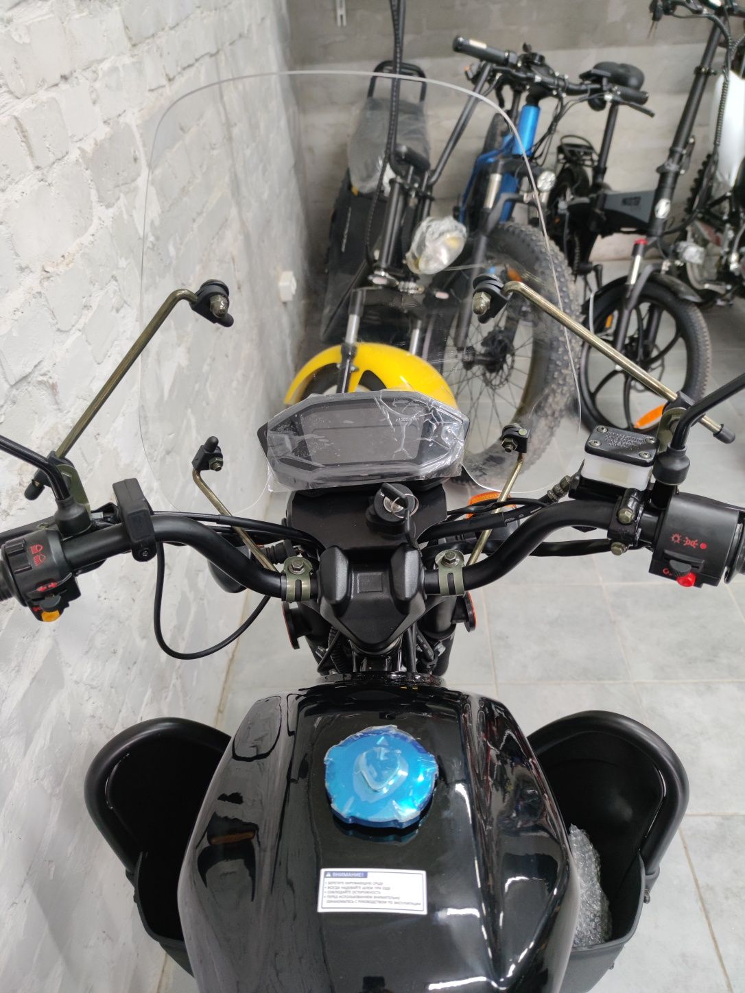 Новий мотоцикл Spark SP125C-2AMW мопед дельта альфа