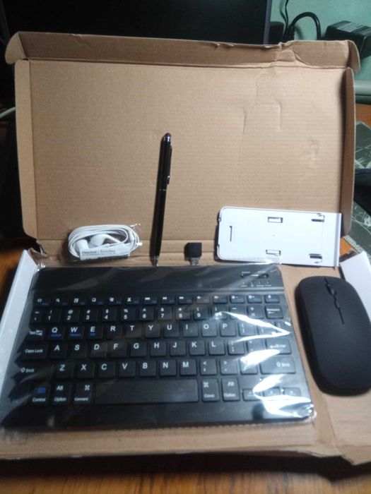 Bluetooth клавіатура миш стілус навушники комплект