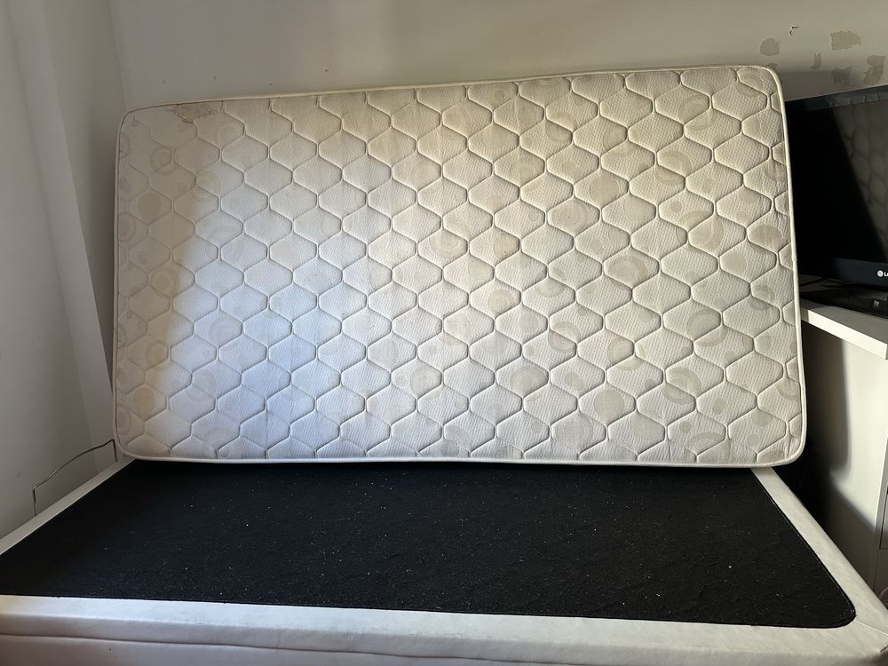 Cama Sommier com Estrado Elevatóri