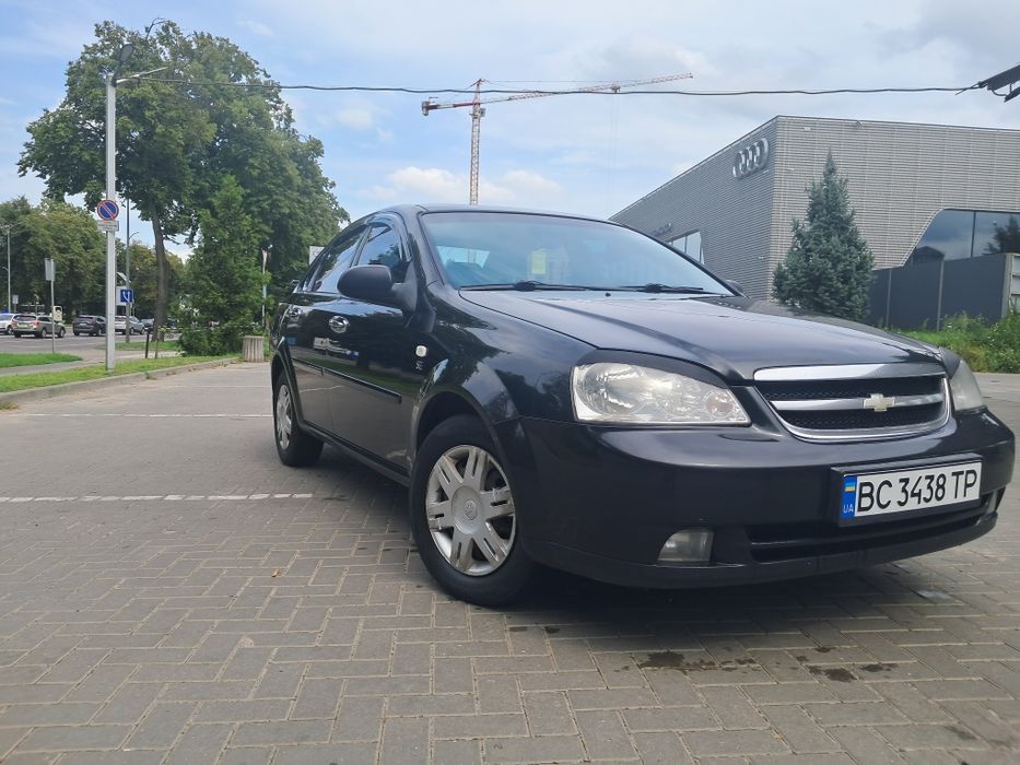 Продам лачетті.2008р 1,6 газ бенз.
