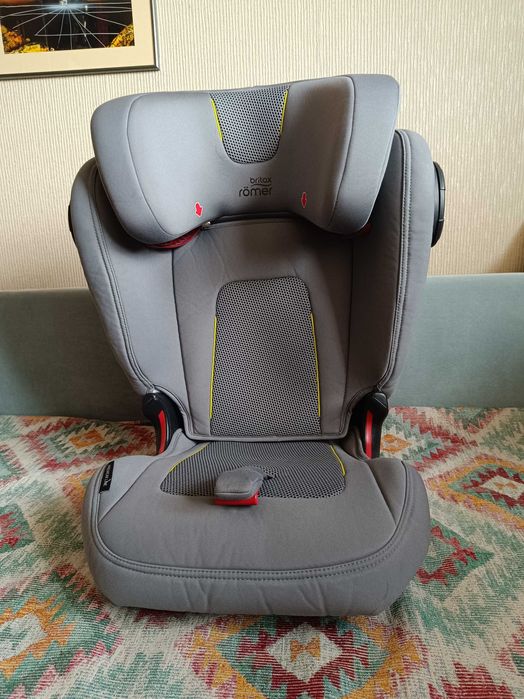 Britax & Romer Kidfix III M Cool Flow Silver 15-36Kg