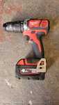 Wiertarko wkrętarka Milwaukee M18BPDN z udarem
