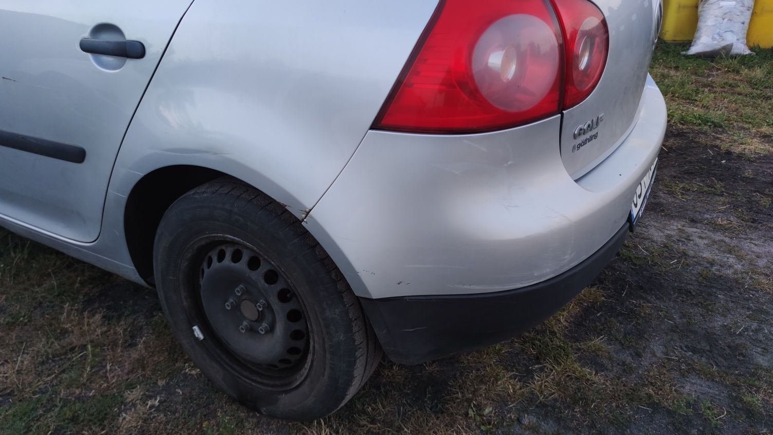 Volkswagen Golf 5 1.4 benzyna