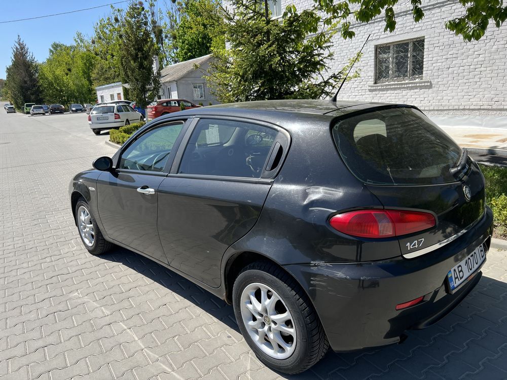 Alfa Romeo 147 1.6 ts 120 срочно