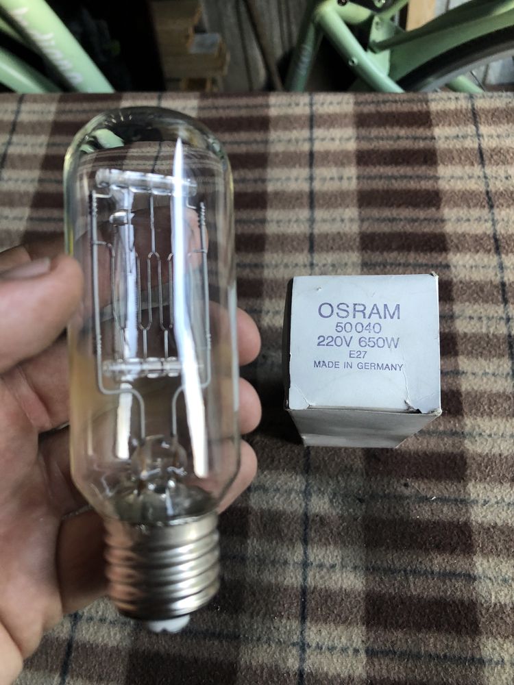 Żarówka E27 Foto 220V/230v 650W 38x118 OSRAM 50040