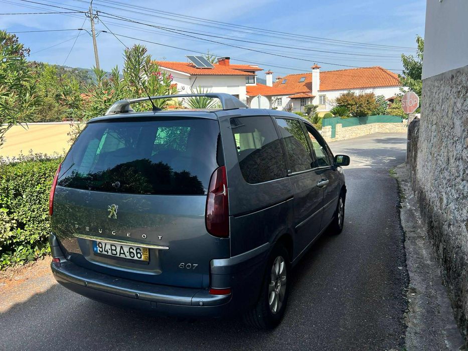 Peugeot 807 2.2hdi