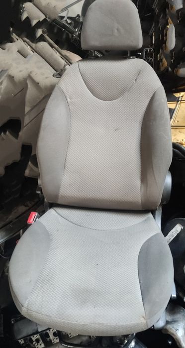Fiat Idea lewy fotel siedzenie