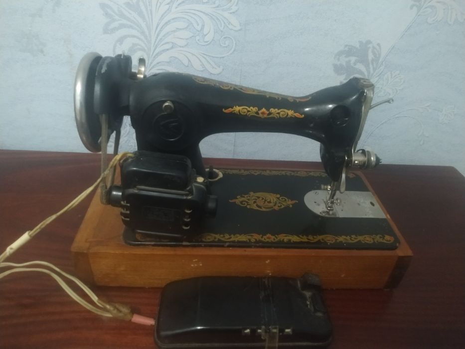 Машинка швейна Подолка тип МШ-2