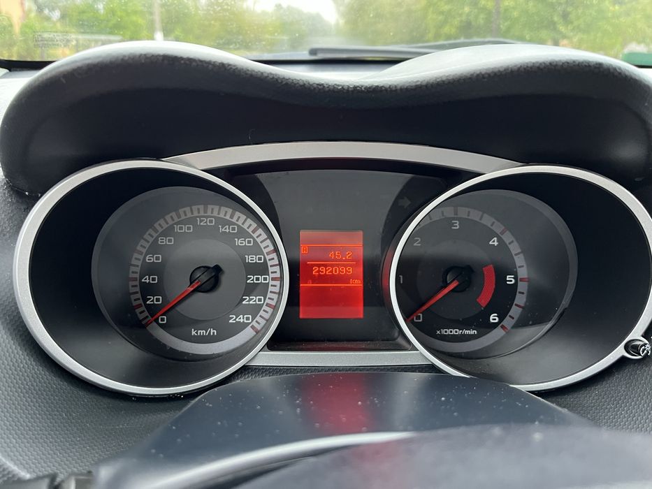 Citroen c-crosser 2009