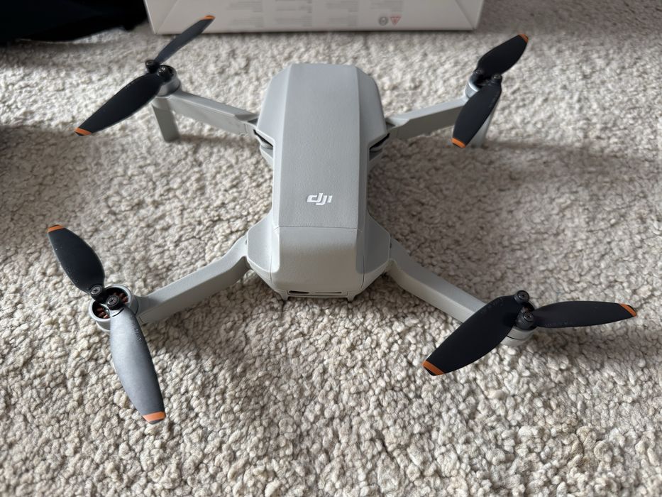 Drone dji mini 4k fly more combo