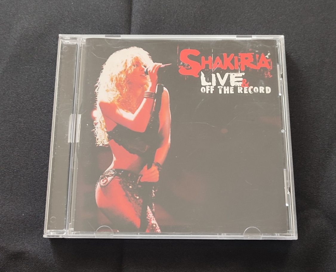 Shakira - Live & off the Record