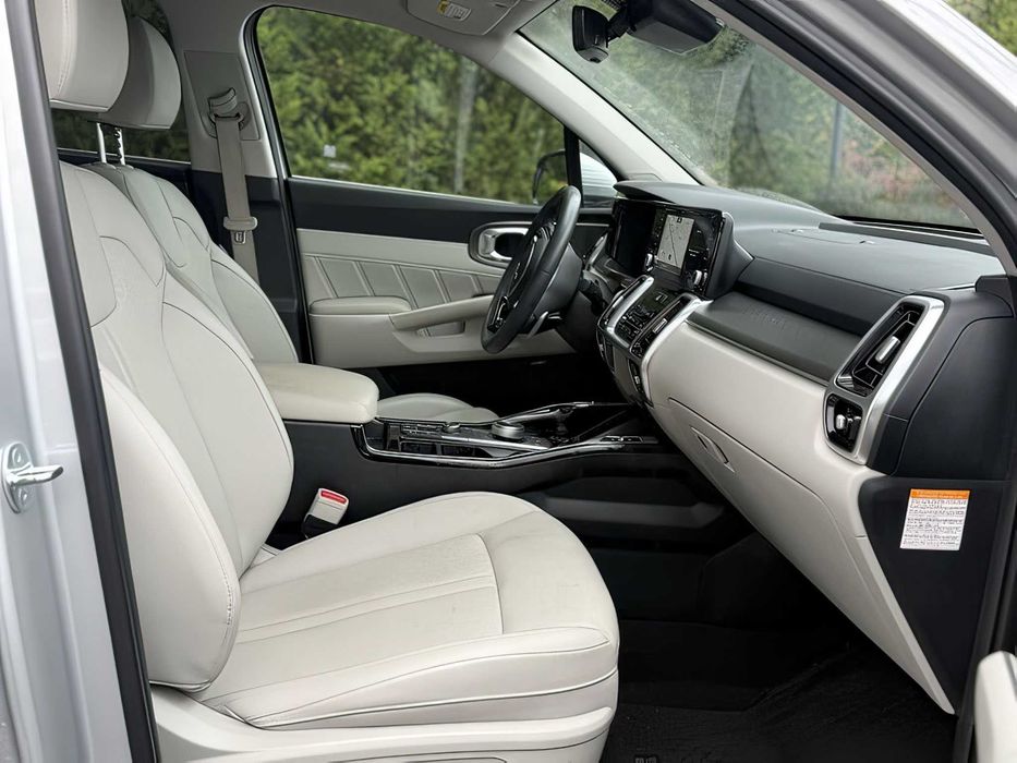 Kia Sorento      2023