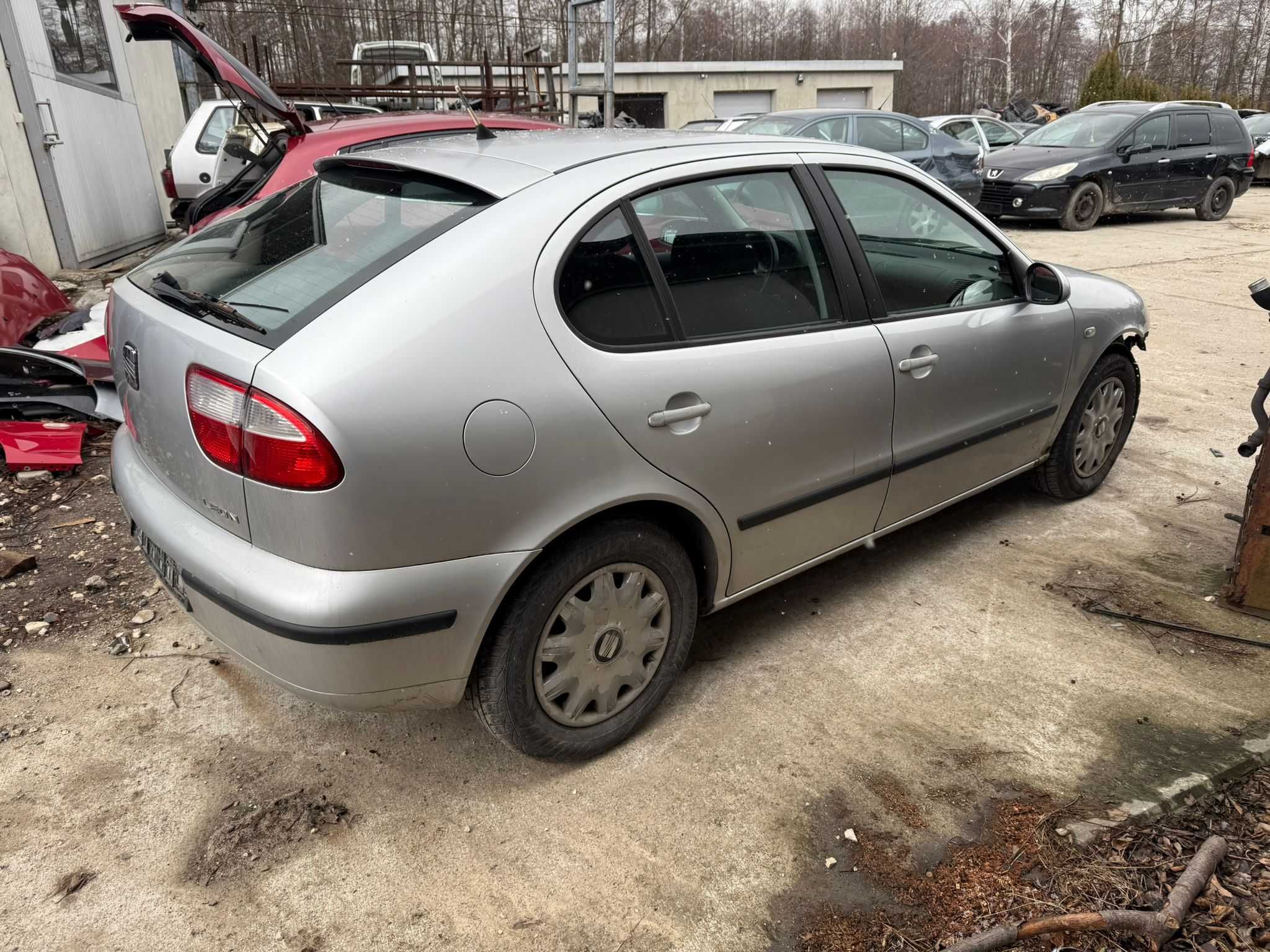 Seat Leon 1 na części  drzwi/maska/silnik/skrzynia