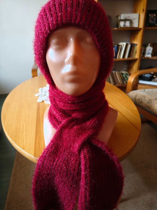 Czapka z szalem NOWA