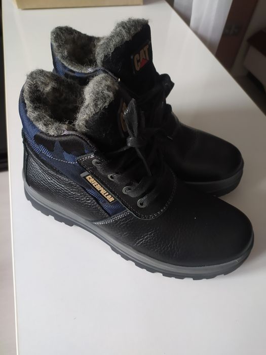 Продам нові шкіряні черивики