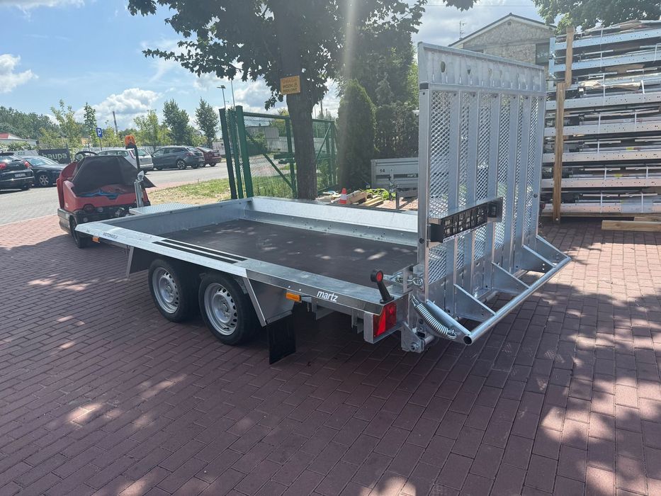 Martz Przyczepa do przewozu sprzętu budowlanego Martz Bau 3 350/2 350x160 2700kg 2 osie pod koparke koparka walec MOTOMUS  Przyczepa Martz Bau 3 350/2 350x160 2700kg koparka walec