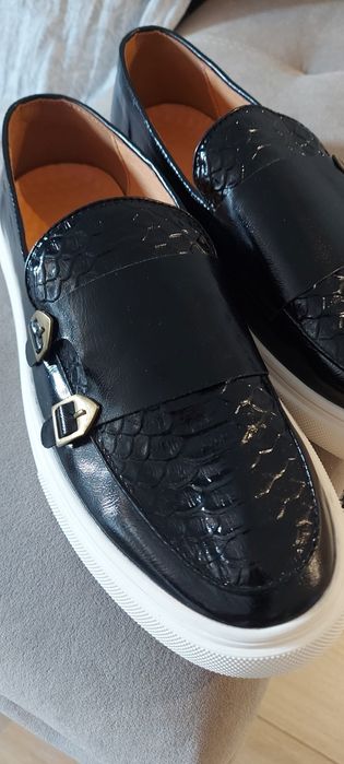 Шикарные лоферы,кеды