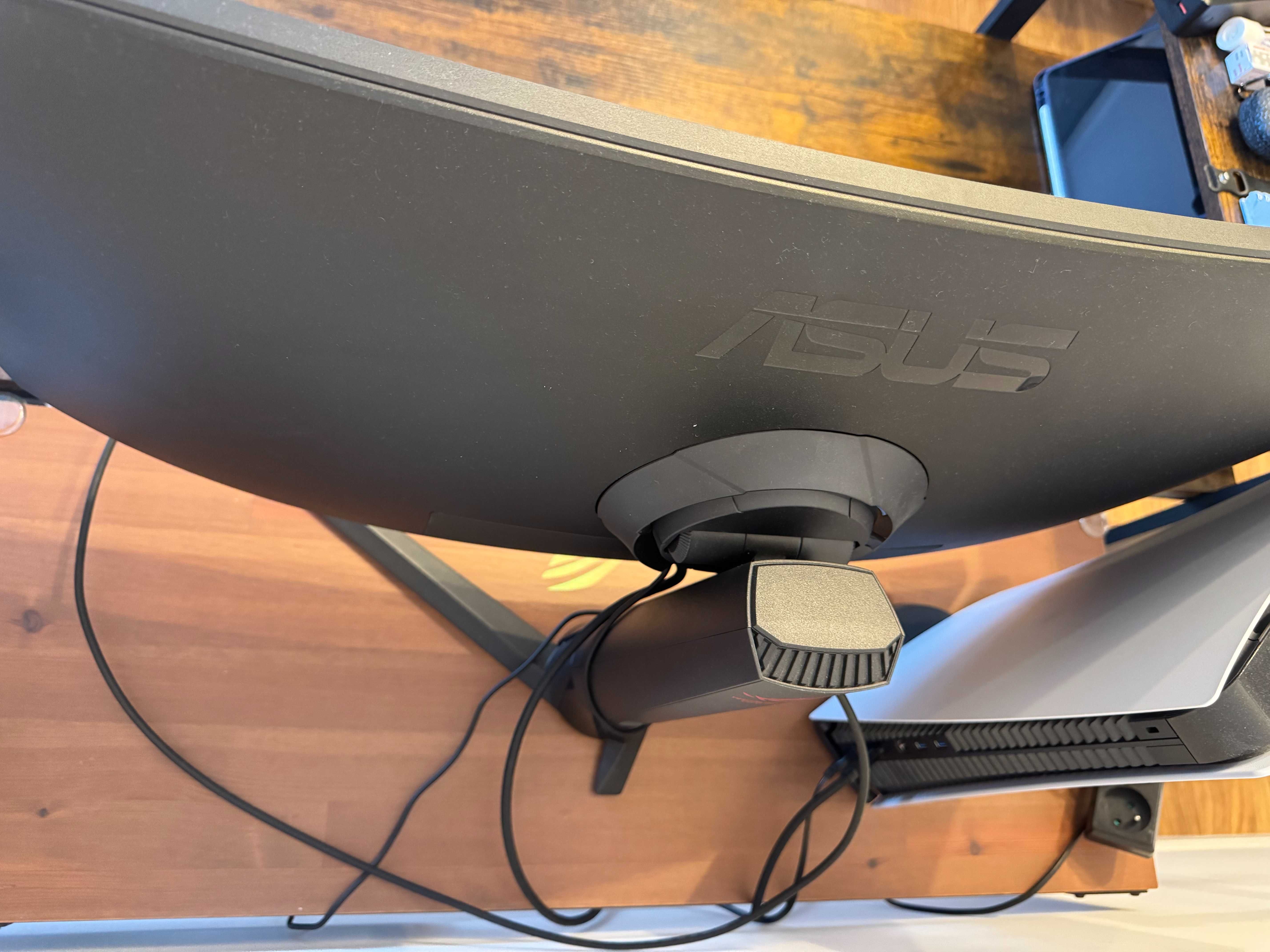 Gaming monitor Asus Rog xg349c