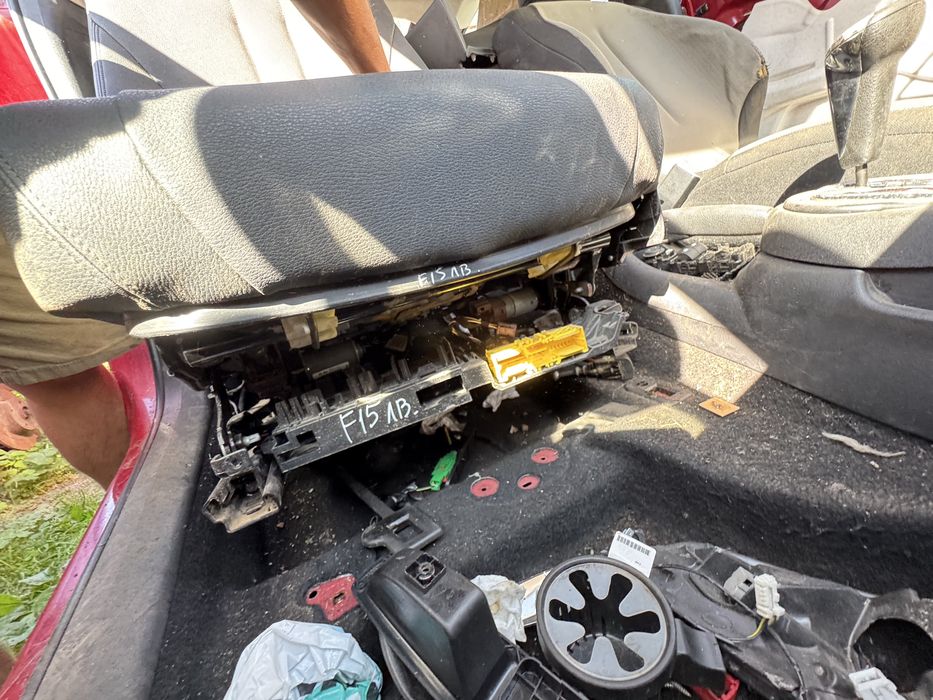 Сидіння водійське BMW F15 подушка сидіння